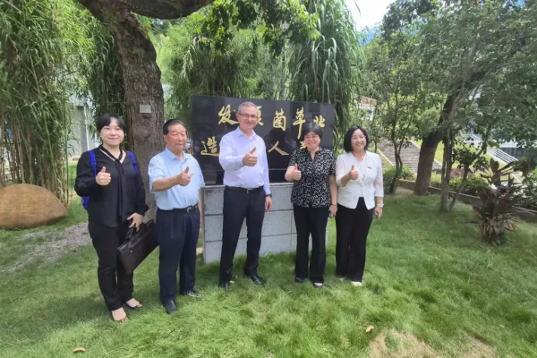 main_webp_auto_generated_glamocic_kina090925