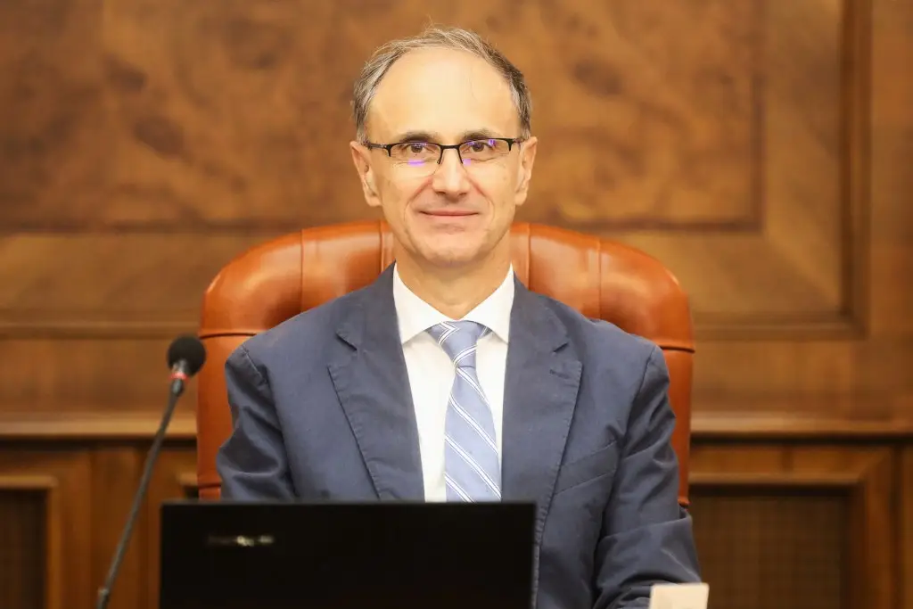 main_webp_auto_generated_macut_vlada290825