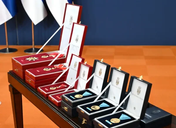 main_webp_auto_generated_odlikovanja200925