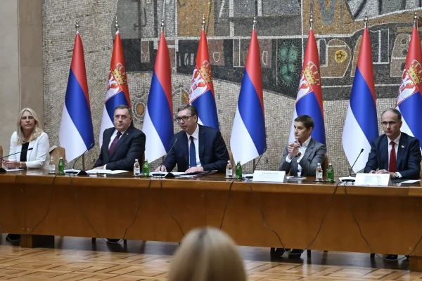 main_webp_auto_generated_sednica200925