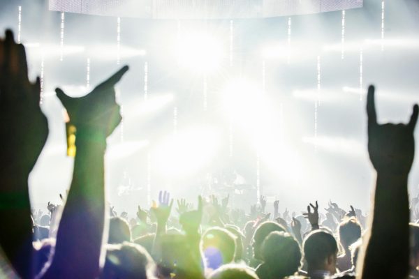 pexels-annamw-1047443