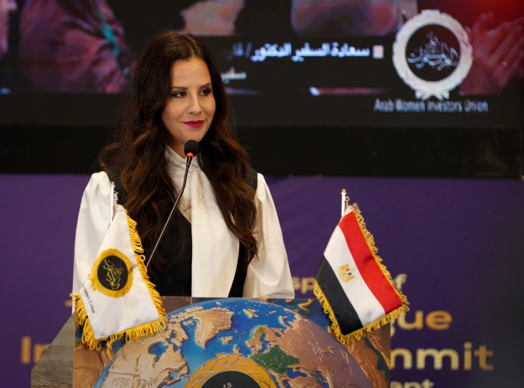 307530_tamaravucic-kairo-poseta_f