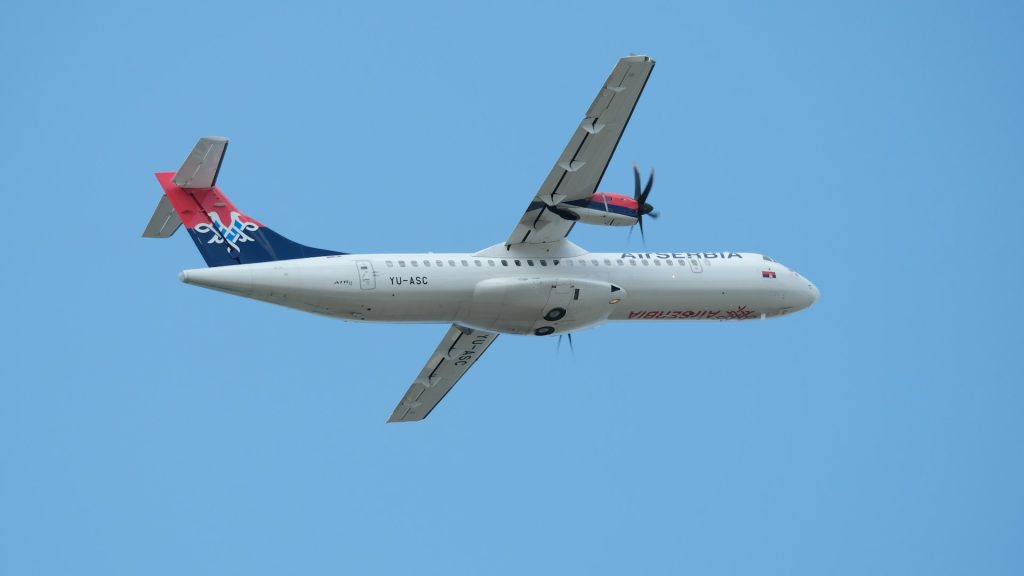 Er Srbija, Air Serbia, avion