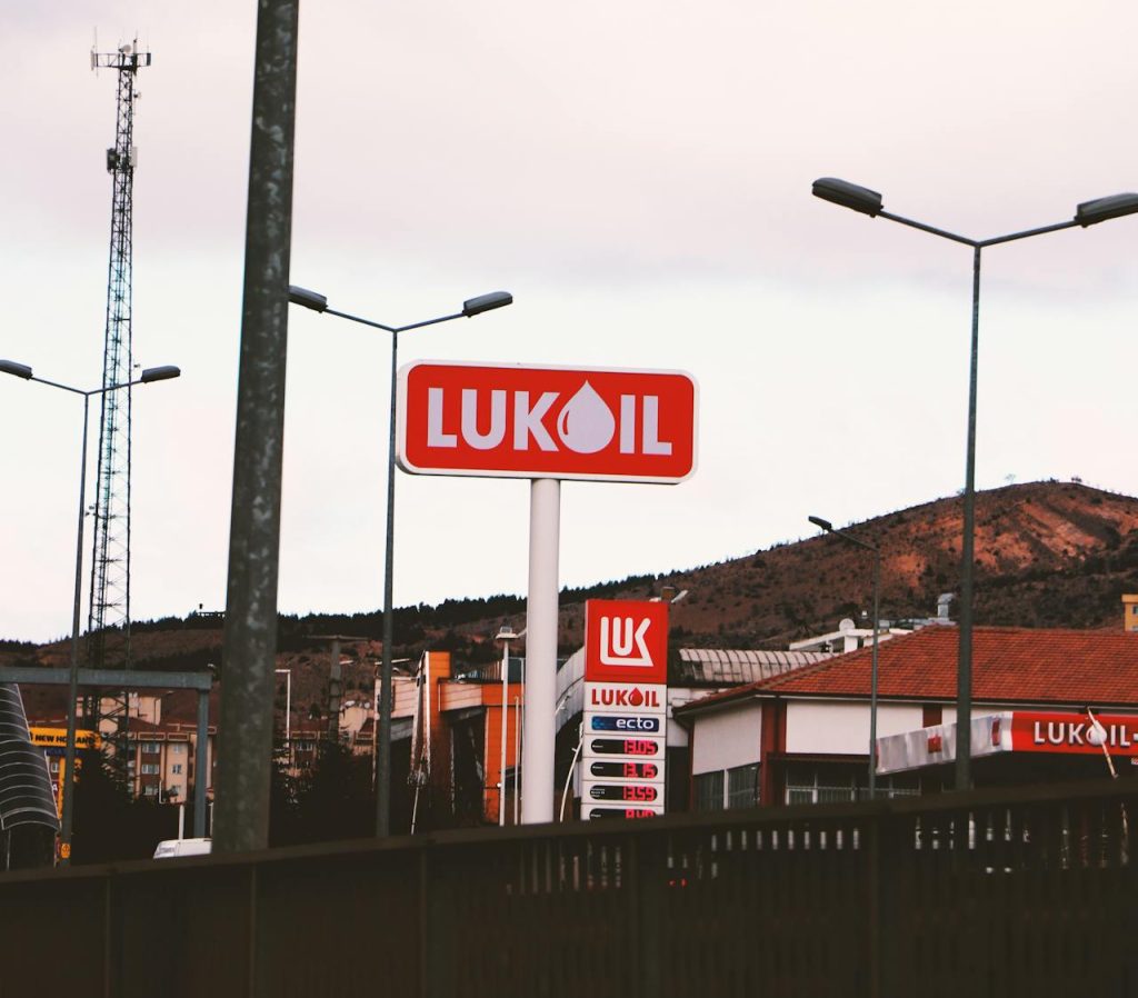 LUKOIL pumpa – Furkan DEMİRBAŞ on pexels.com