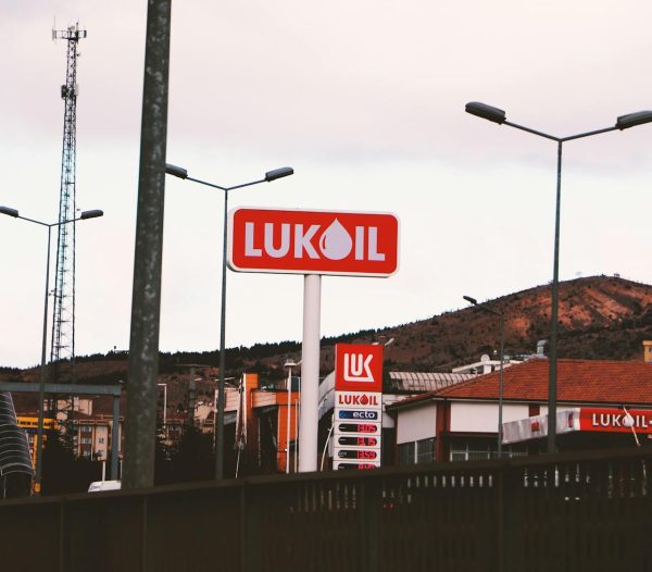 LUKOIL pumpa – Furkan DEMİRBAŞ on pexels.com