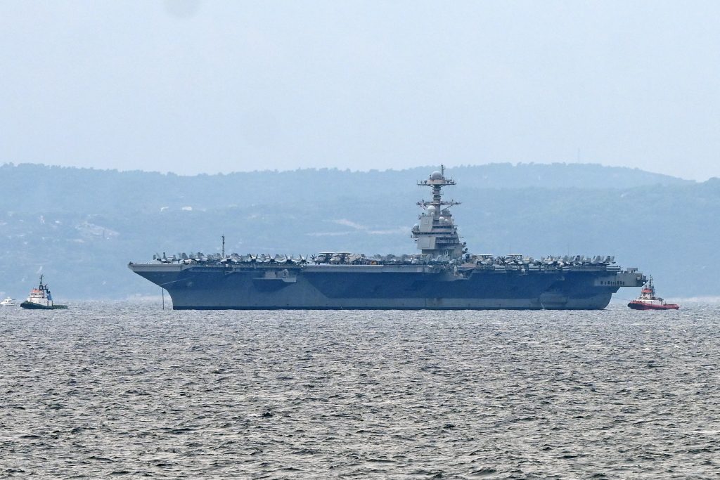 AMERIÈKI NOSAÈ AVIONA AMERIÈKE MORNARICE US S DERALD R. FORD