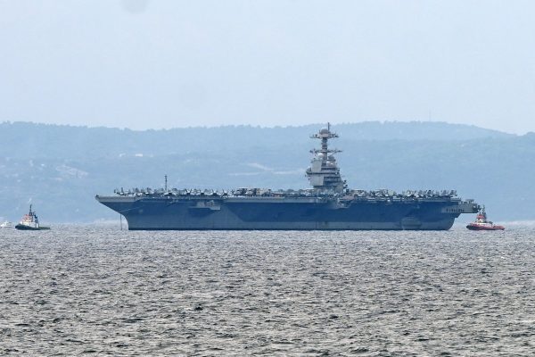 AMERIÈKI NOSAÈ AVIONA AMERIÈKE MORNARICE US S DERALD R. FORD