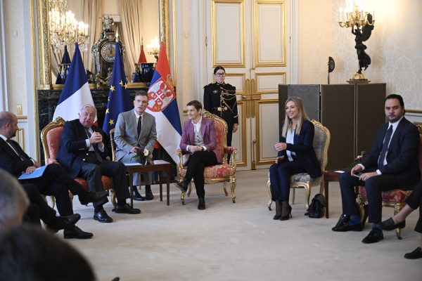 ERAR LARE, ANA BRNABIÆ