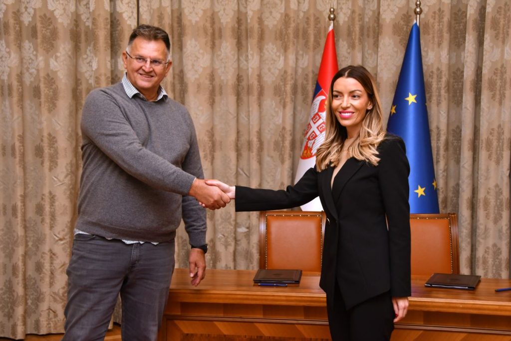 DIMITRIJE KNJEGINJIĆ I ADRIJANA MESAROVIĆ