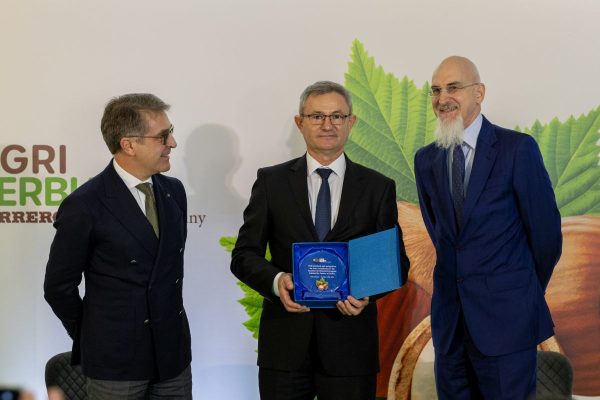 DRAGAN GLAMOČIĆ I LUKA GORI