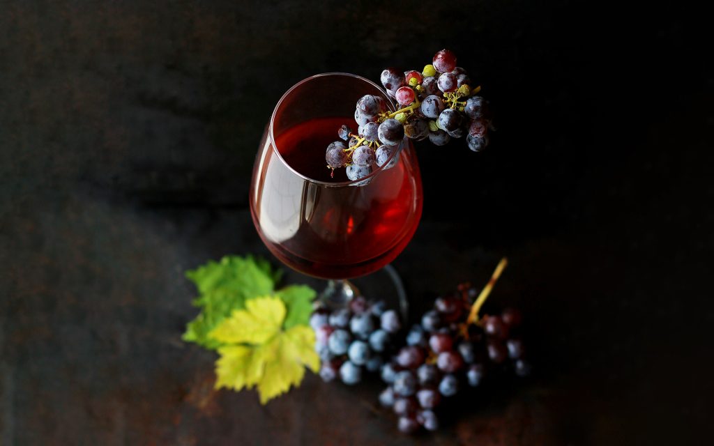 Vino, grožđe, čaša 1920×1080