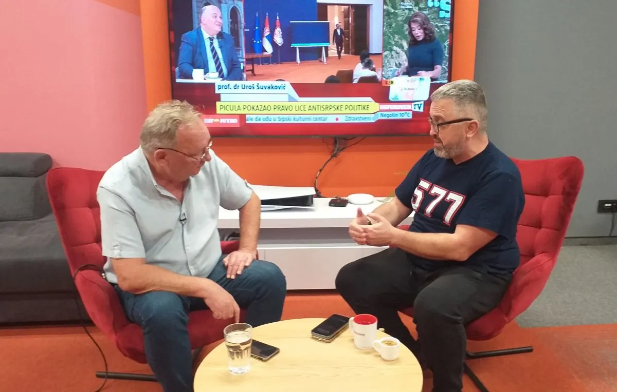 image021-Stevo-Grkinic-i-Dragan-Vucicevic-Ni-po-babu-ni-po-stricevima