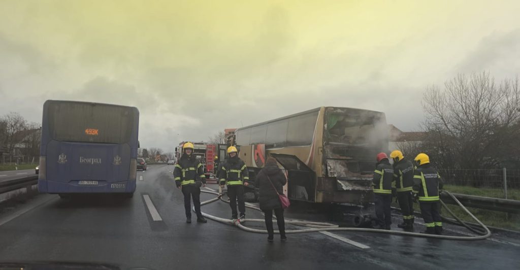 Zapaljeni autobus, Begaljičko brdo (4)