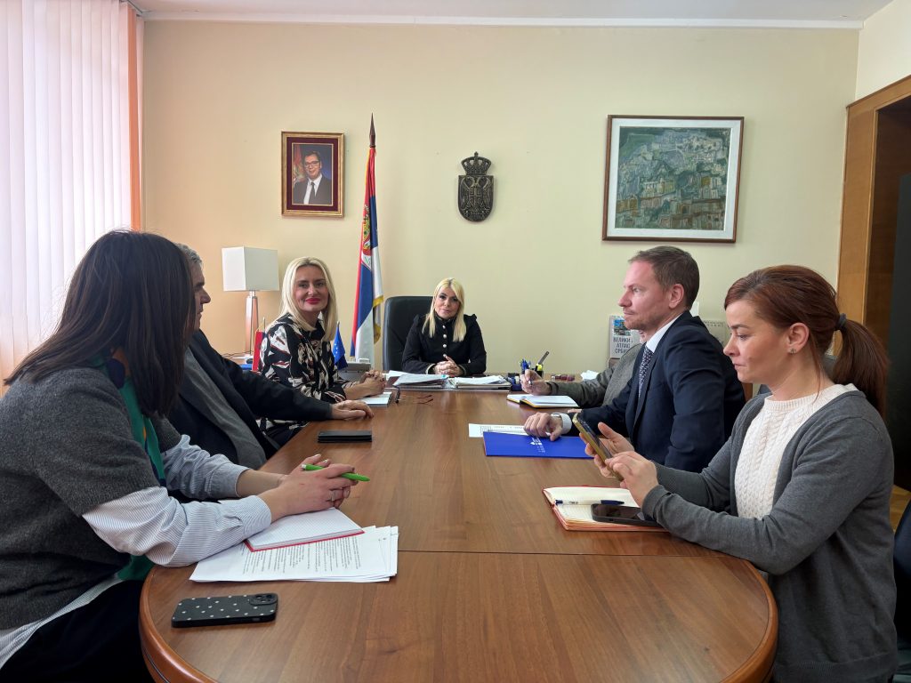 Ministarstvo za ljudska i manjinska prava i društveni dijalog