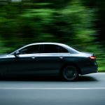 Mercedes juri, nasilnička vožnja, jurnjava, mup – Furkan Elveren on pexels.com