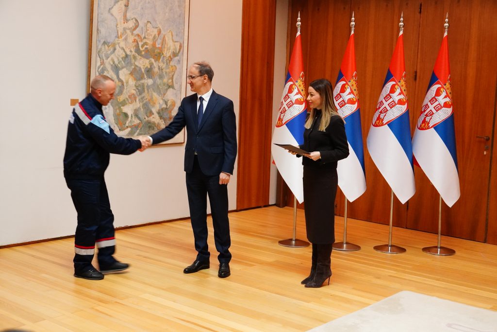 ÐURO MACUT, ADRIJANA MESAROVIÆ