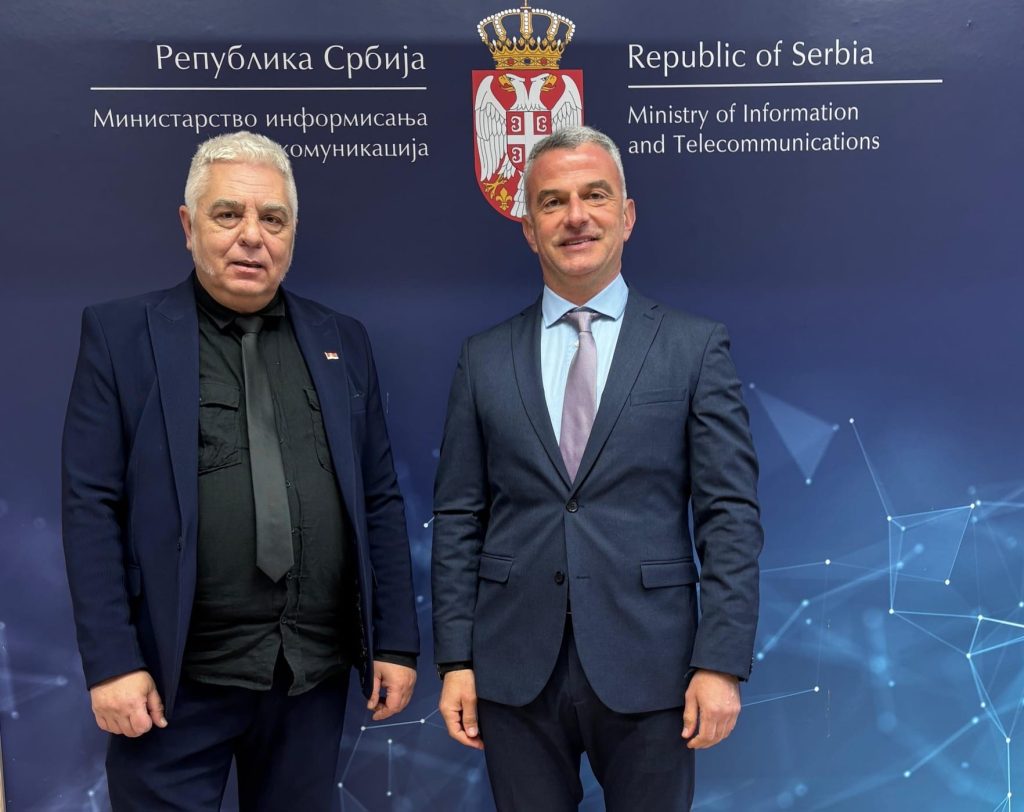 ca4b0247-76dd-48bf-8f40-4aee0623b8ab