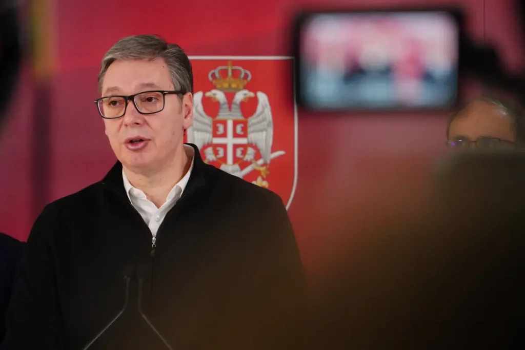 image003 Aleksandar Vučić, Bratislav Gašić, Dom garde na Topčidaru 02