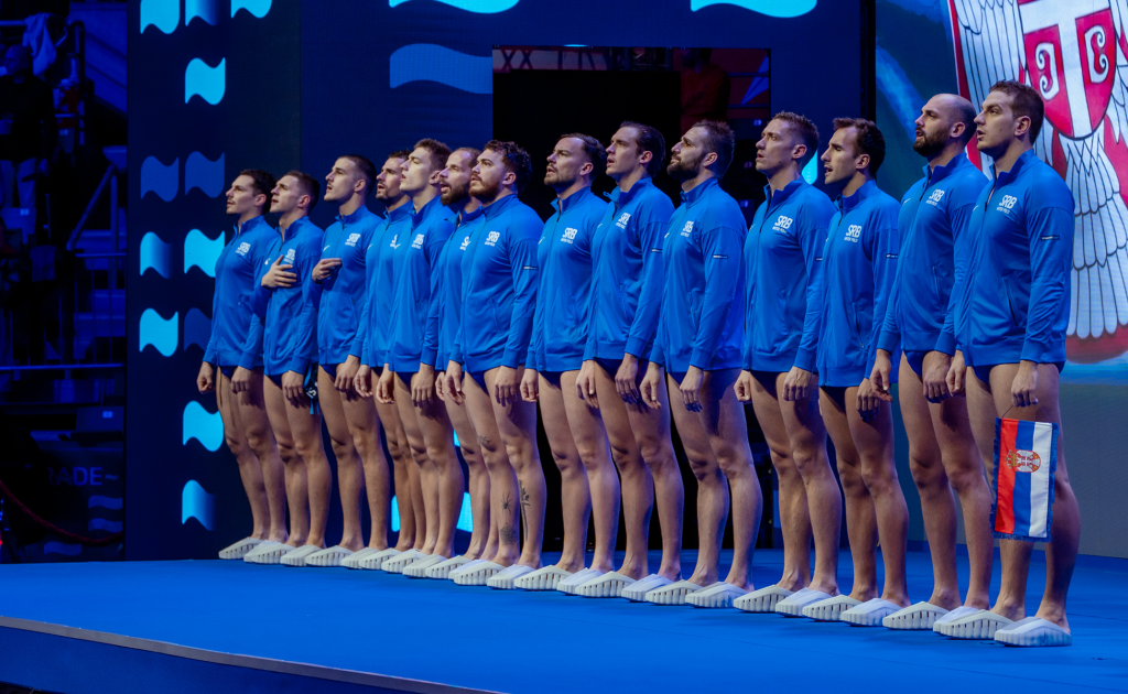 image011 Reprezentacija Srbije u vaterpolu, NIKE papuče – Jelena Ivanović – 1950×1200