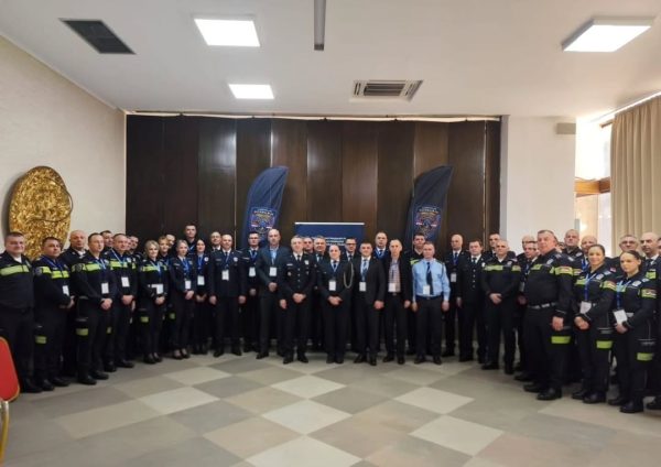 MUP podrška Dačiću