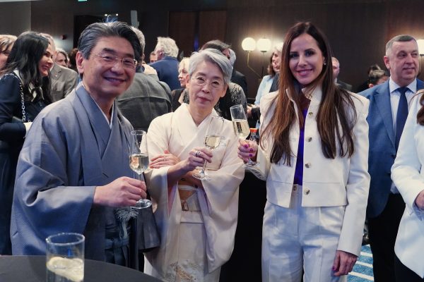 CUCUMI NAOHIRO I TAMARA VUÈIÆ