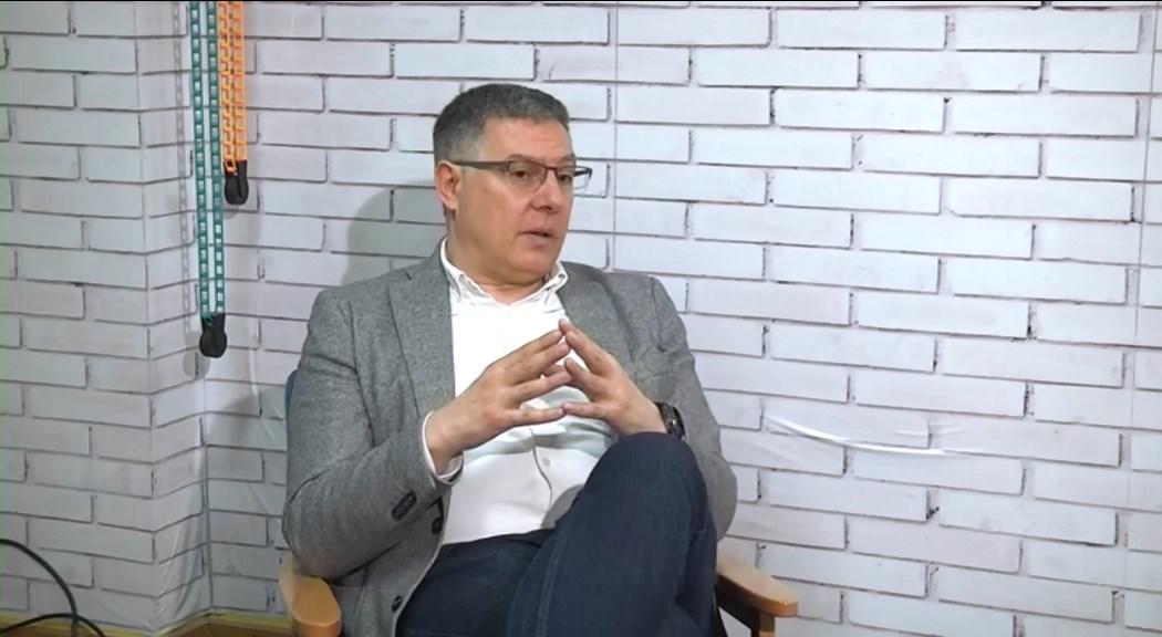 U PRVOM PALNU – INTERNET PREVARE – RADOMIR LALE MARKOVIC 15.2.2026.mp4_snapshot_05.44.824