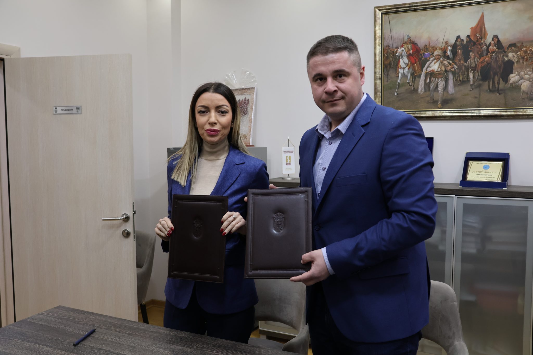 MESAROVIĆ: Potpisan ugovor za rekonstrukciju vodovodne mreže na Guči ...