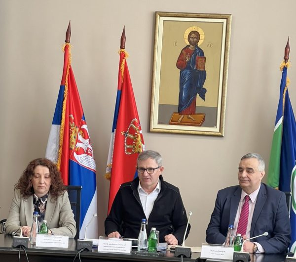 IMG-049c4c4abf60a541fbc57aa2ea049a95-V