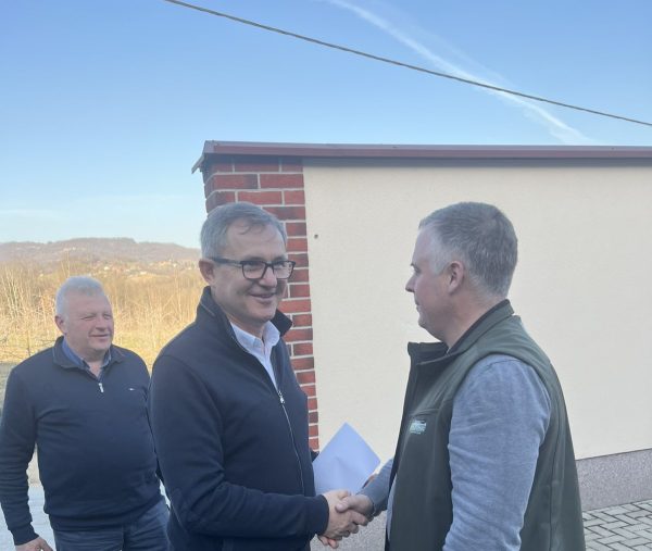 IMG-5d901ed1035cac9aaf35f4c7a2d8968e-V