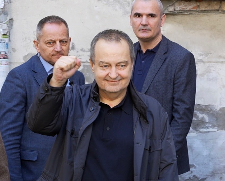 SnapInsta.to_656803492_18077195894624774_1739856469324994655_n