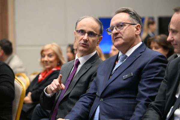 ÐURO MACUT I ALEKSANDAR VLAHOVIÆ