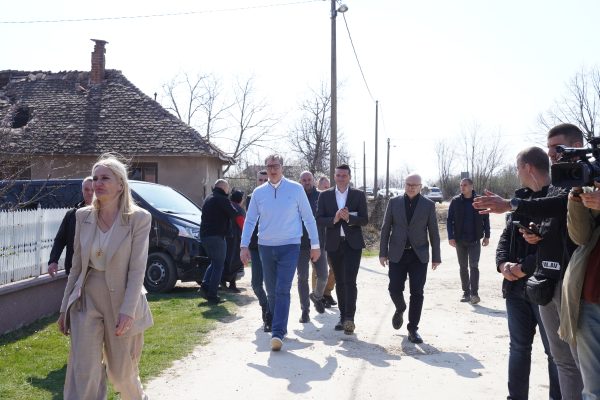 ALEKSANDAR VUÈIÆ, MILO VUÈEVIÆ