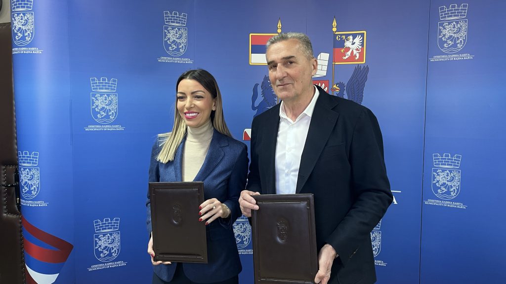 ADRIJANA MESAROVIÆ, MILENKO ORDAGIÆ