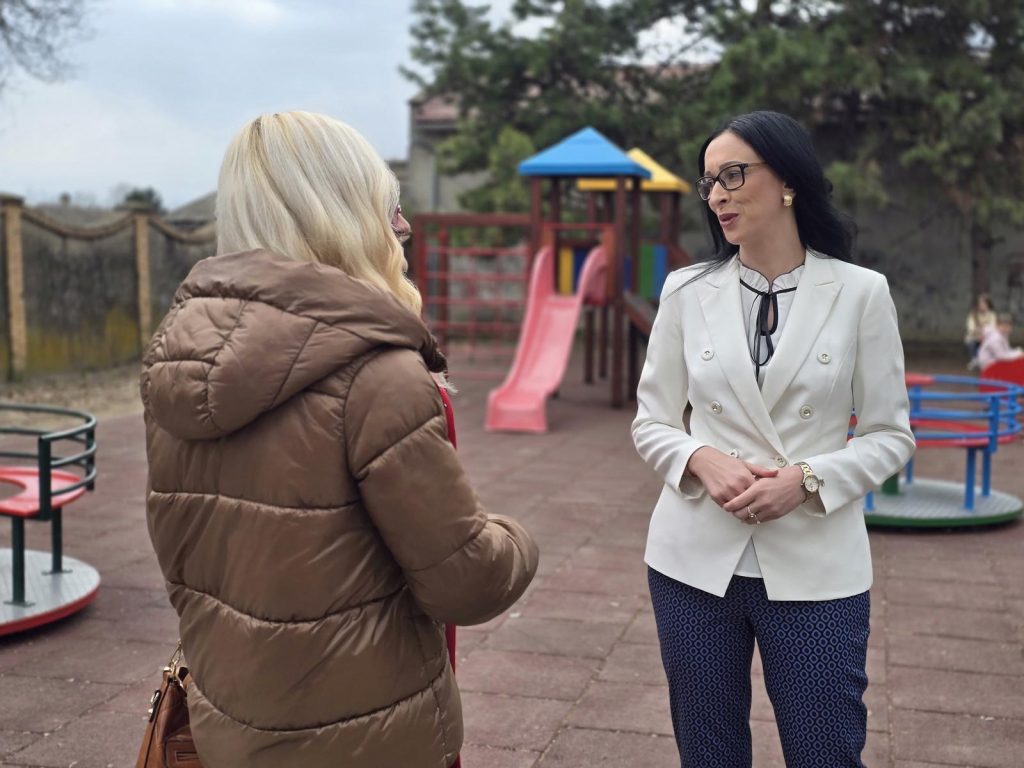 e2642bbf-4271-48b2-9edb-ebf133020b6e