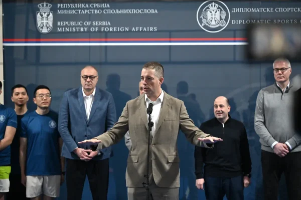 image001 Prve diplomatske sportske igre, Marko Đurić, Anđelko Vučić