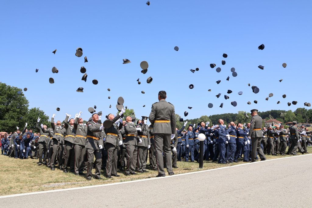 25_img_6588_1753438286_1756734005_1775029920