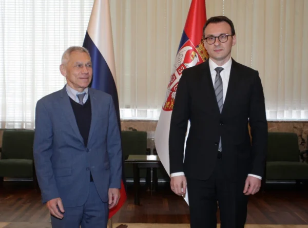 84737_bocan-harcenko-petkovic-sastanak_f