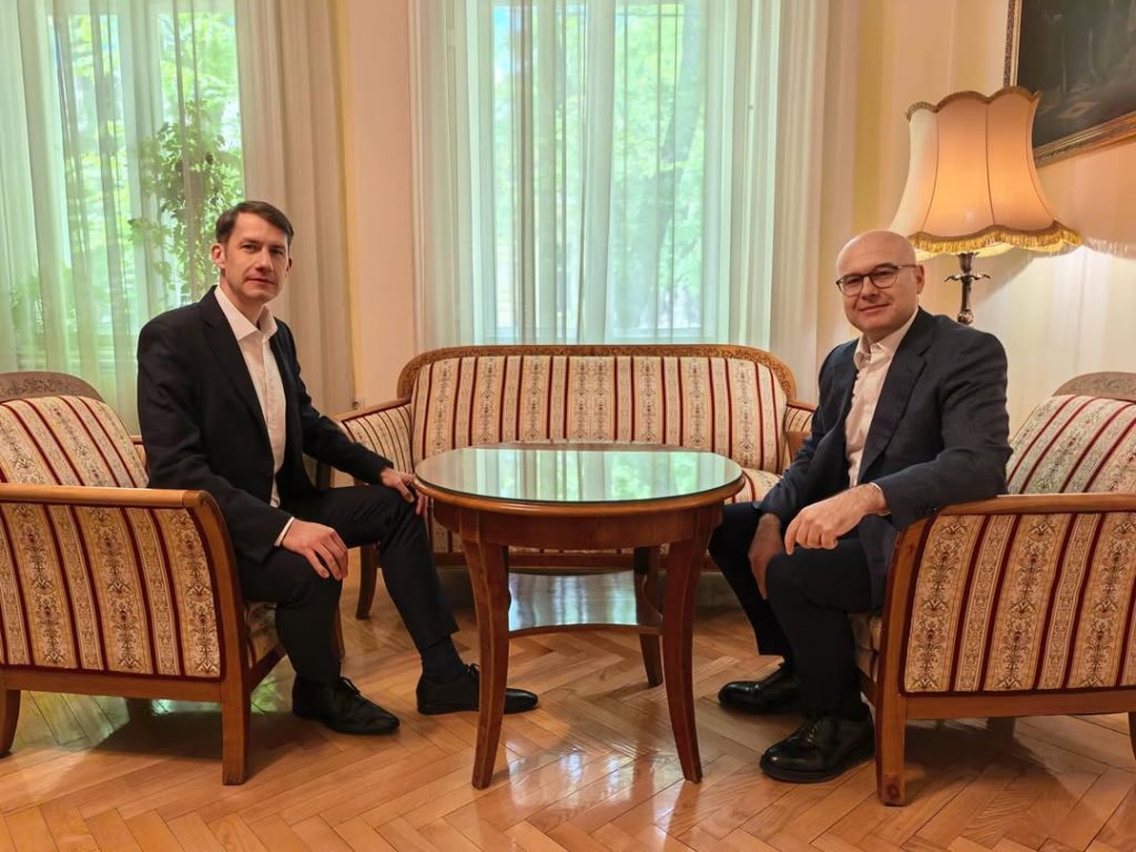 SnapInsta.to_682855100_18460312366096144_6519469210507693227_n