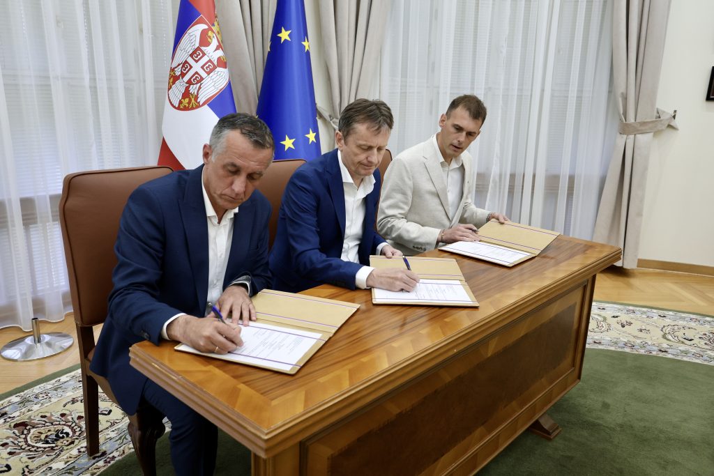 SREÆKO ILIÆ, DARKO GLIIÆ I BOJAN TOMAEVIÆ