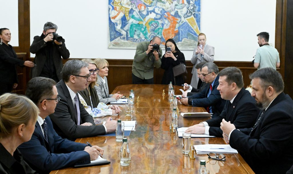 ALEKSANDAR VUÈIÆ, TOMIO OKAMURA