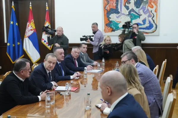 image003 Aleksandar Vučić, Ivica Dačić