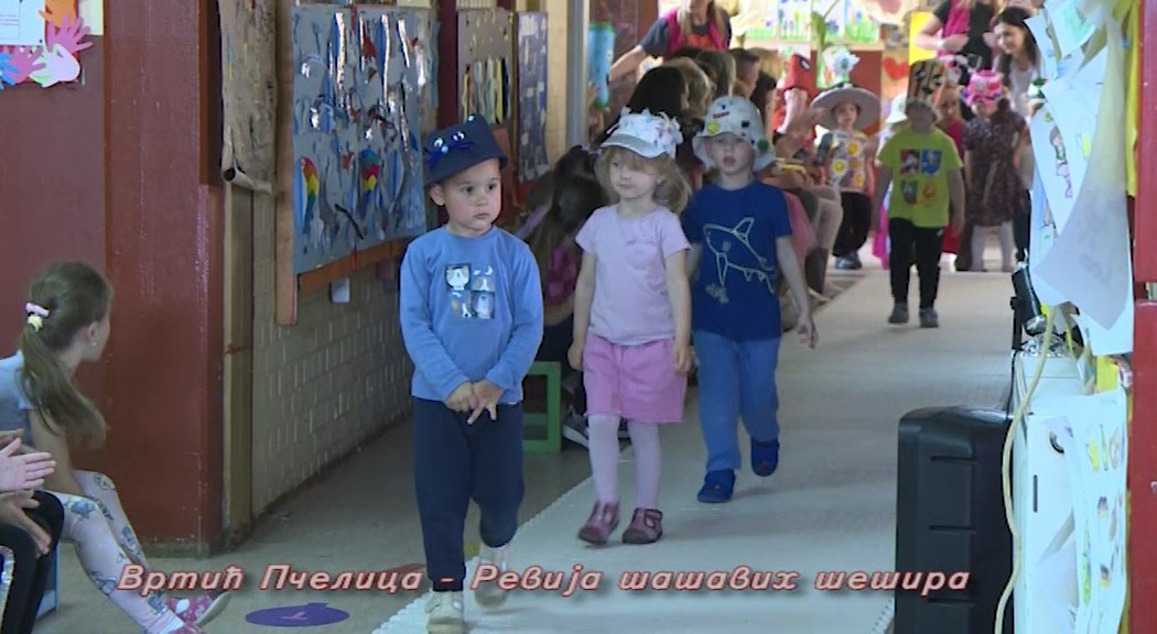 MALE PITALICE emisija – REVIJA SASAVIH SESIRA 14.5.2026.mp4_snapshot_04.42.618