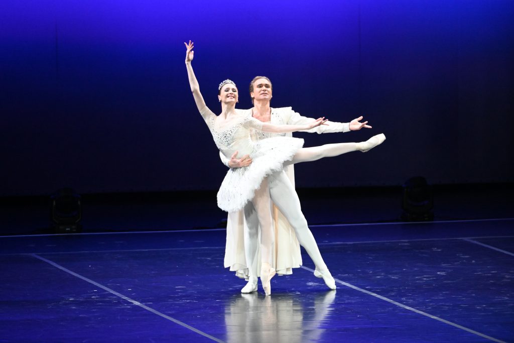 SVETLANA ZAHAROVA