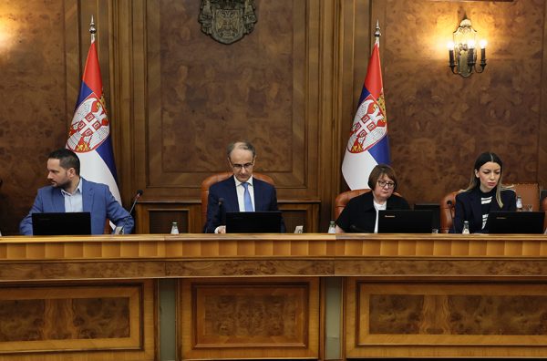 Vlada Republike Srbije, Macut, Mesarovć – Slobodan Miljević – 896×592 (1)