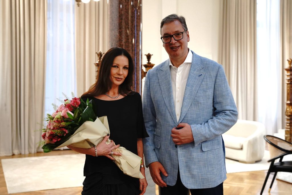 KETRIN ZITA DOUNS, ALEKSANDAR VUCIC
