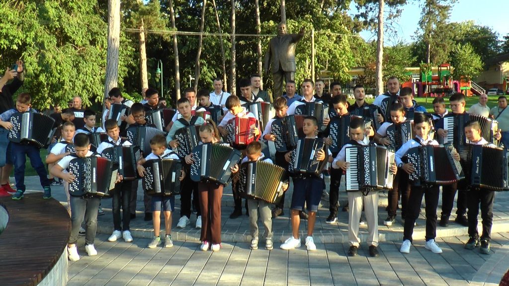 HARMONIKASI.jpg 2