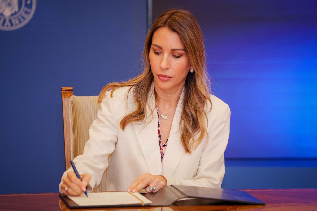 DUBRAVKA ÐEDOVIC HANDANOVIC