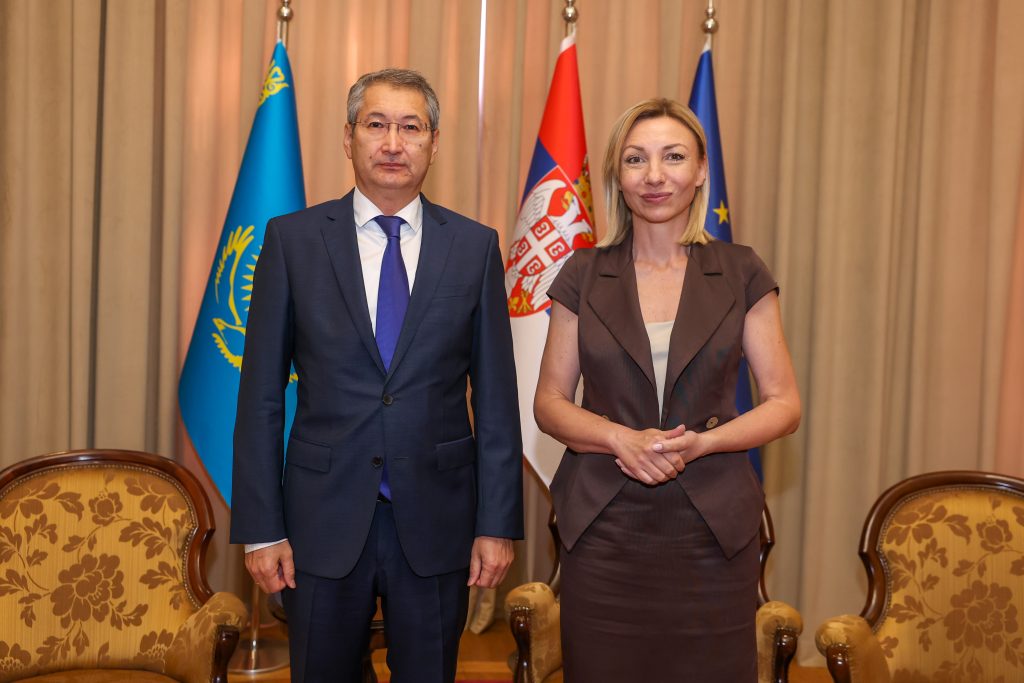BOLAT IMANBAJEV I TATJANA MACURA