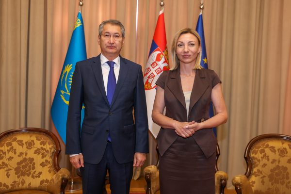BOLAT IMANBAJEV I TATJANA MACURA