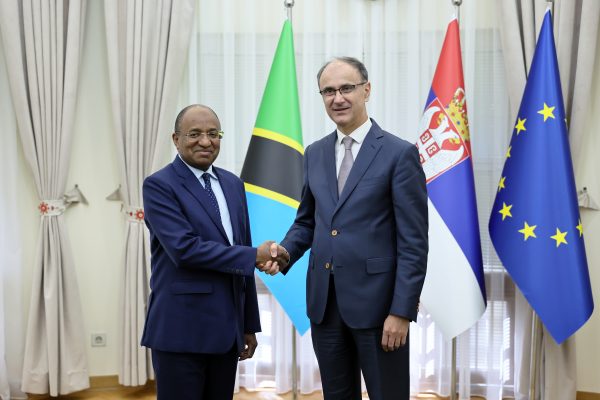 Đuro Macut, Tanzanija, Zanzibar – Slobodan Miljević (1)